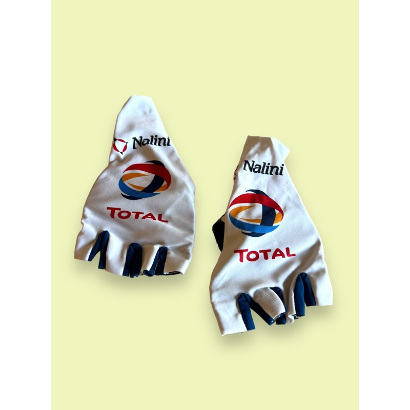 Padded Cycling Gloves | Nalini | Total Energies | Pro Cycling Kit