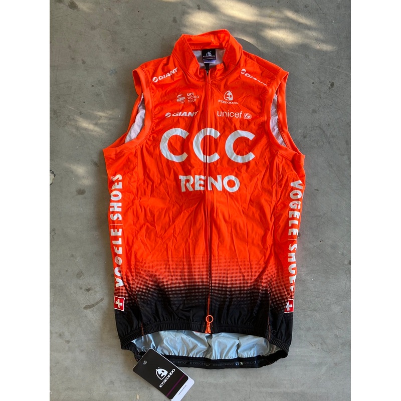Lightweight Vest Gilet |Extendo |CCC Reno Giant |Pro Cycling Kit