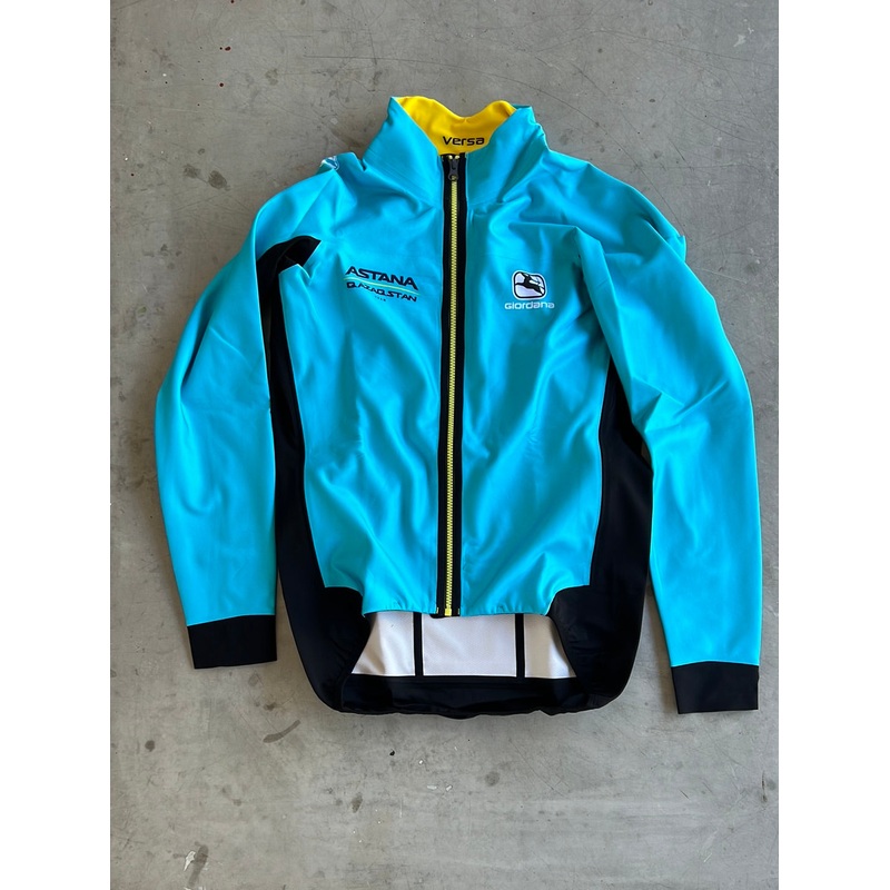 ‘AV Versa’ Jacket Long Sleeve Gabba | Giordana | Astana Qazaqstan | Pro-Issued Cycling Kit