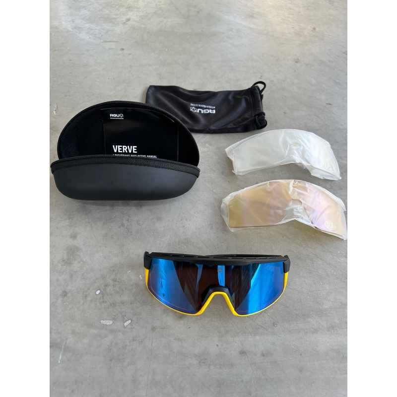 Jumbo Visma | Agu Verve Sunglasses & Spare Lenses | Rider-Issued Pro Team Kit