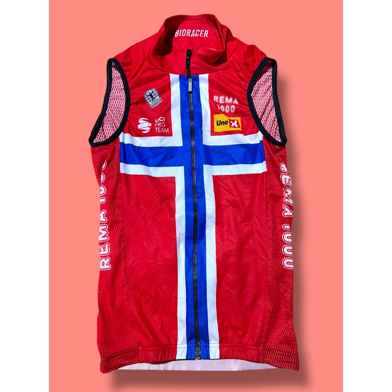 Epic Spring Gilet Vest Norway|Uno-X  Bioracer| Pro Cycling Kit
