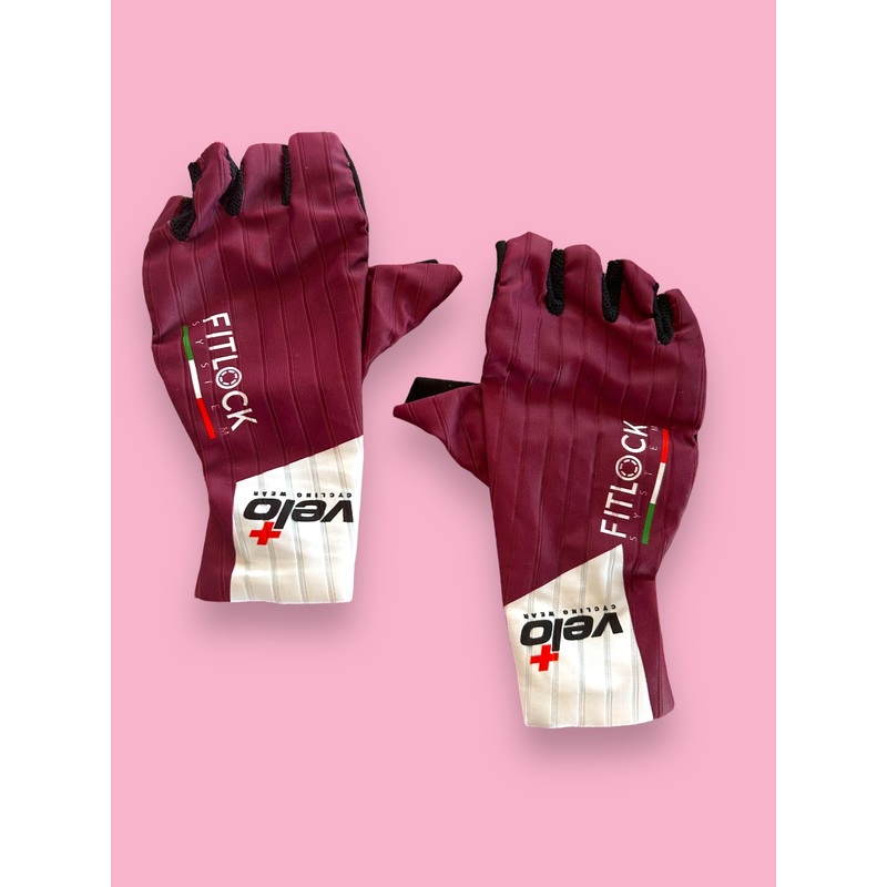 Aero gloves | Velo+ | Corratec  | Pro Cycling Kit