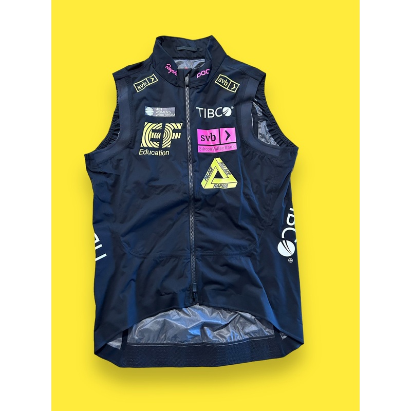 Gilet Vest Palace Womens Lightweight Rain Waterproof Packable | Rapha Pro Team |  EF Education First  | Pro Cycling Kit