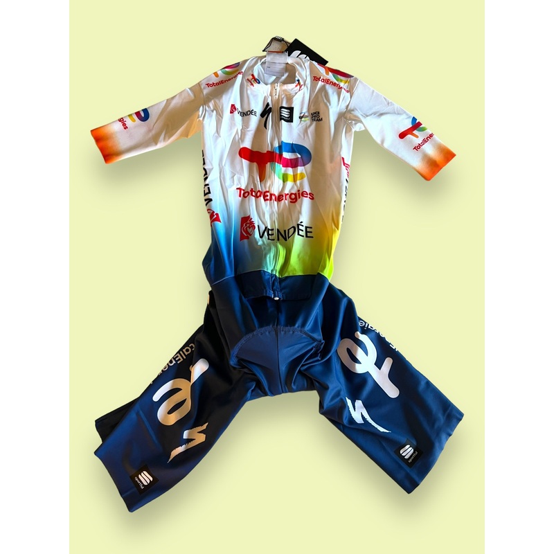 Aero Road Suit Bomber | Sportful | Total Energies | Pro Cycling Kit