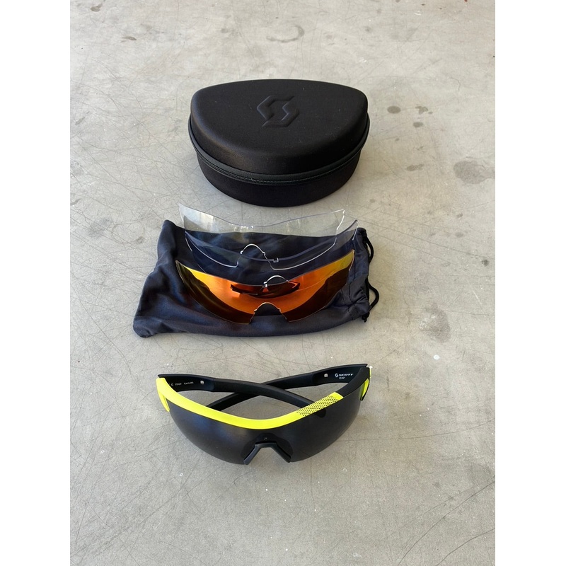 Scott Leap Sunglasses Team Design, with Spare Lenses | Bike Exchange | Pro Cycling Kit
