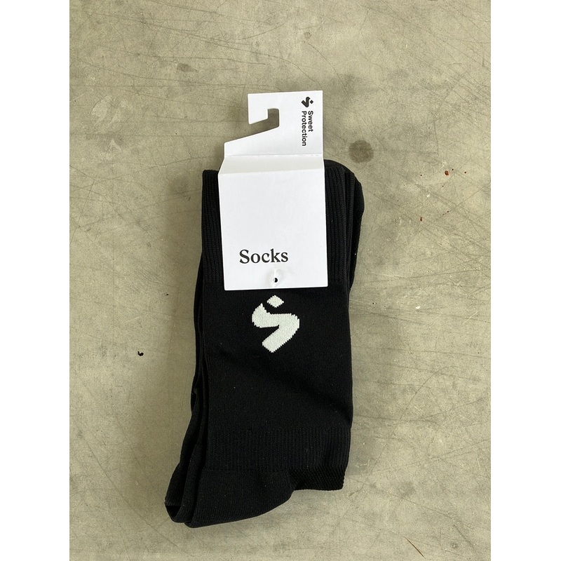 Hunter Socks | Sweet Protection | Uno-X | Pro-Issued Cycling Kit