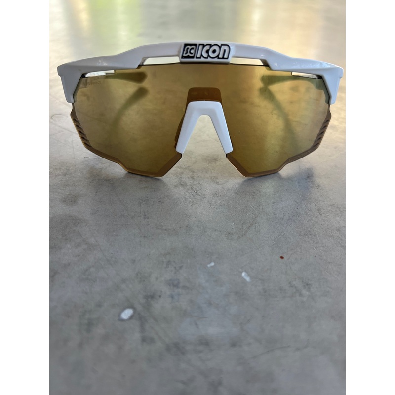 Astana | Scicon Aeroshade XL Sunglasses | White | Rider-Issued Pro Kit