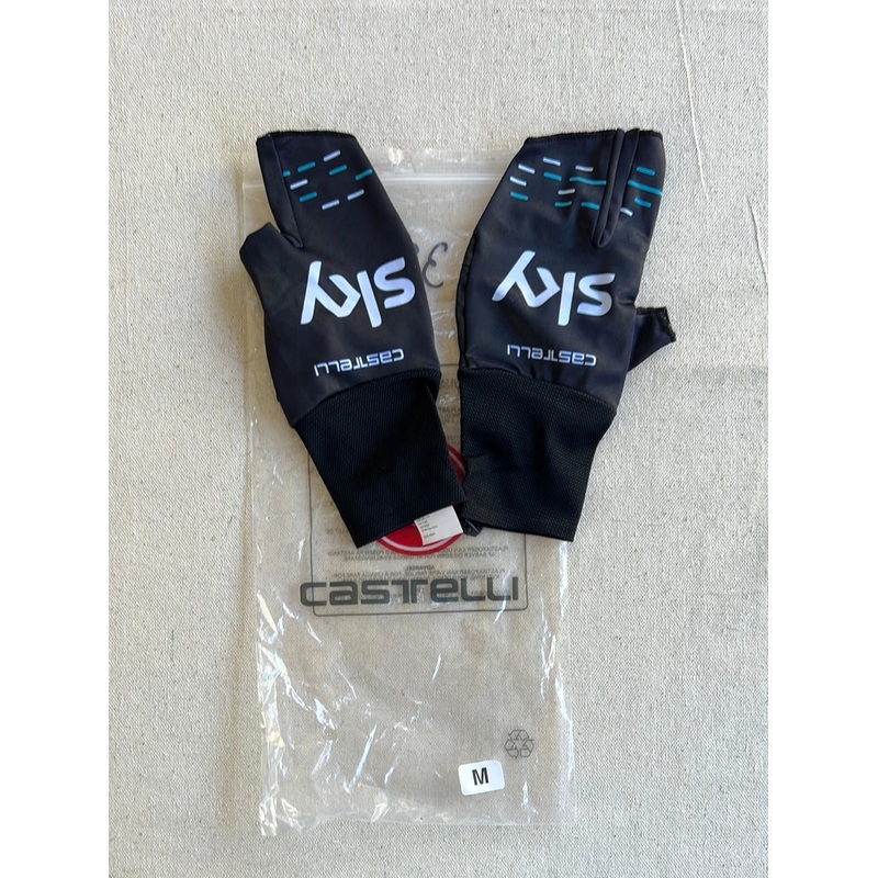 TT Aero Cycling Gloves | Castelli | Team Sky | Pro Cycling Kit
