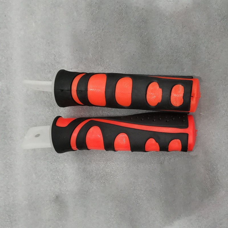 Soft and Comfortable Rubber Handlebar Grips for BMX Cycle